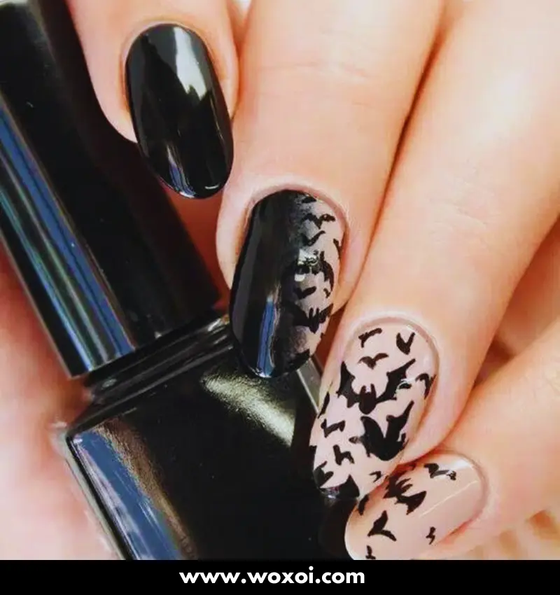 Black Halloween Nails