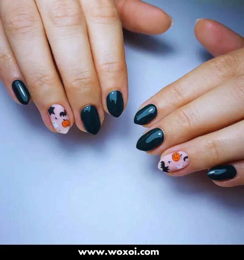 Black Halloween Nails