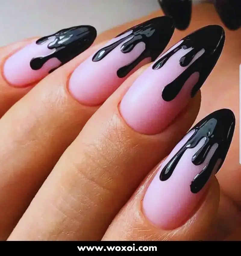 Black Halloween Nails