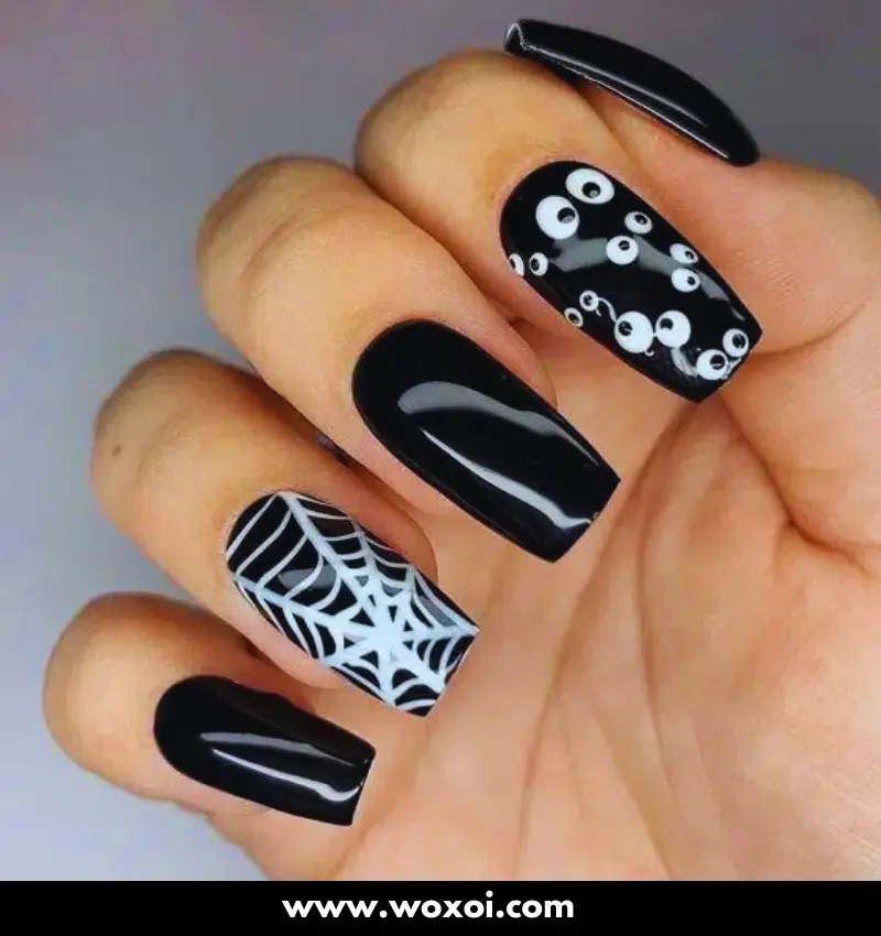 Black Halloween Nails